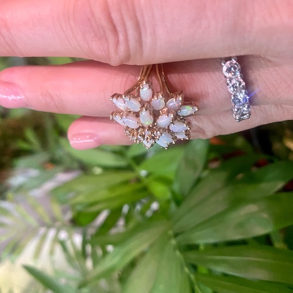 Opal and diamond ring - Picture 5 of 7